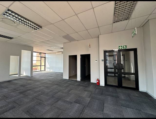 960M² OFFICE TO LET IN HIGHVELD TECHNOPARK